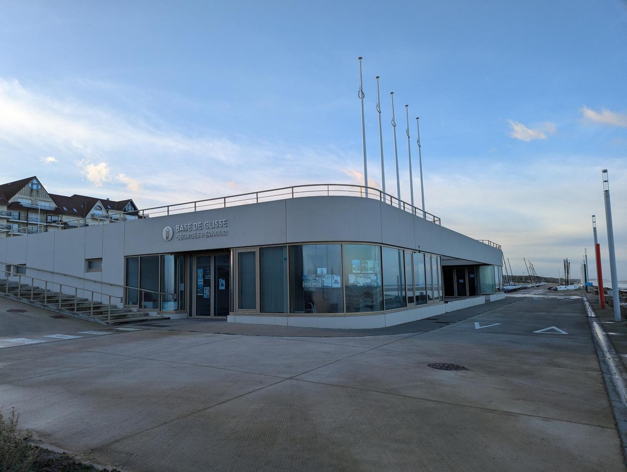 Evasion Plage - Appartement Lumineux Plein Centre Et 150M Plage Neufchâtel-Hardelot Exterior foto